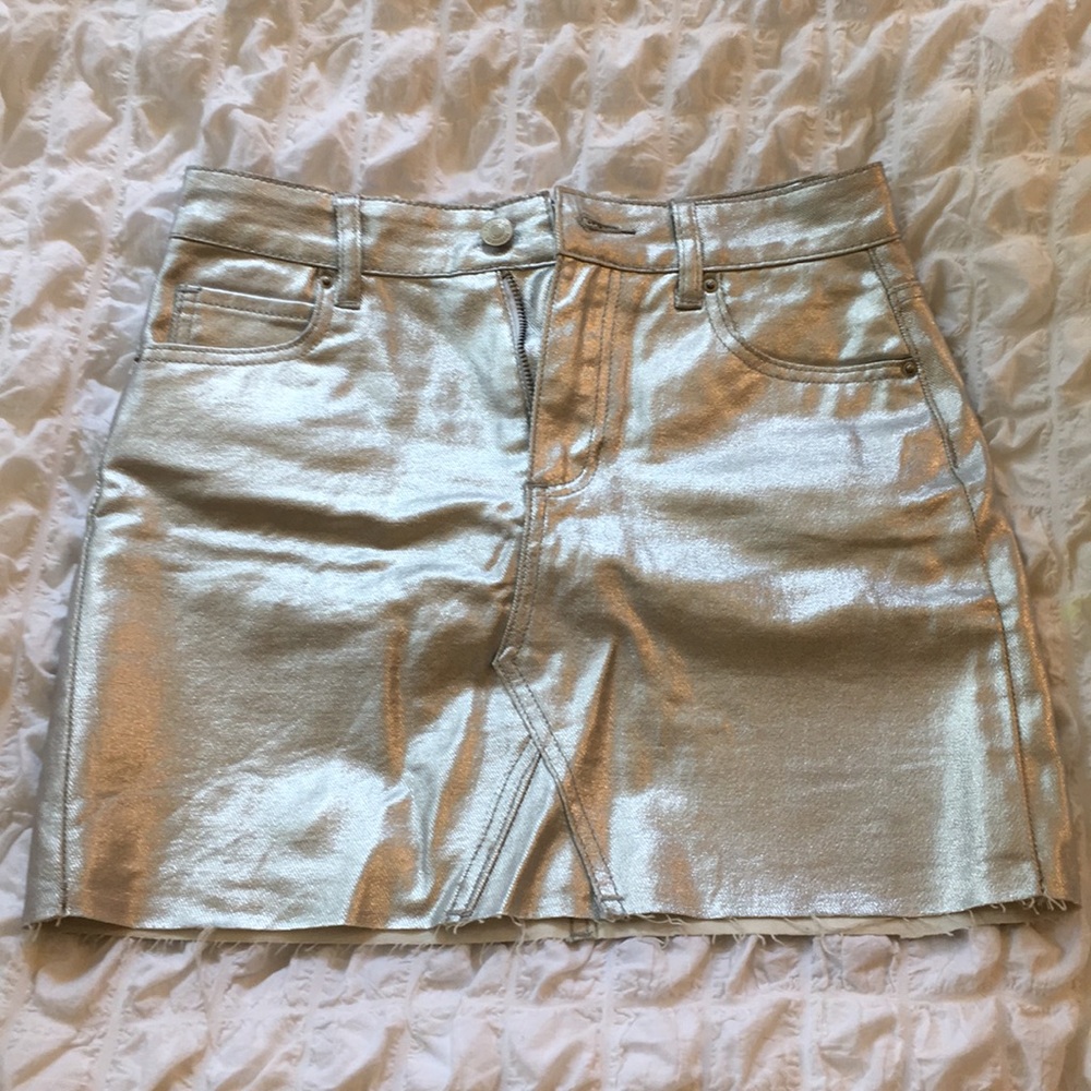 Sparkly silver denim skirt!